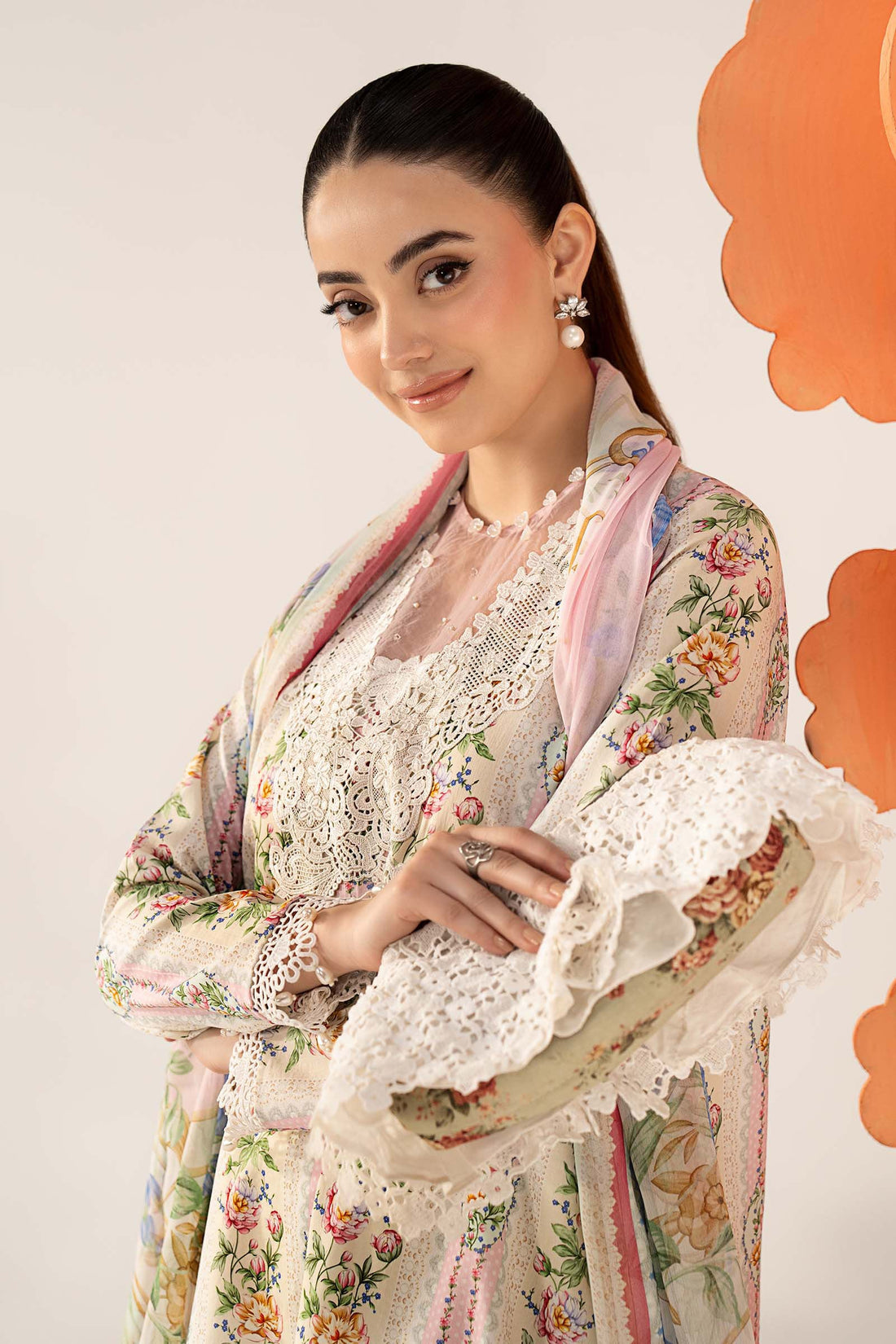 3 Piece Embroidered Lawn Suit