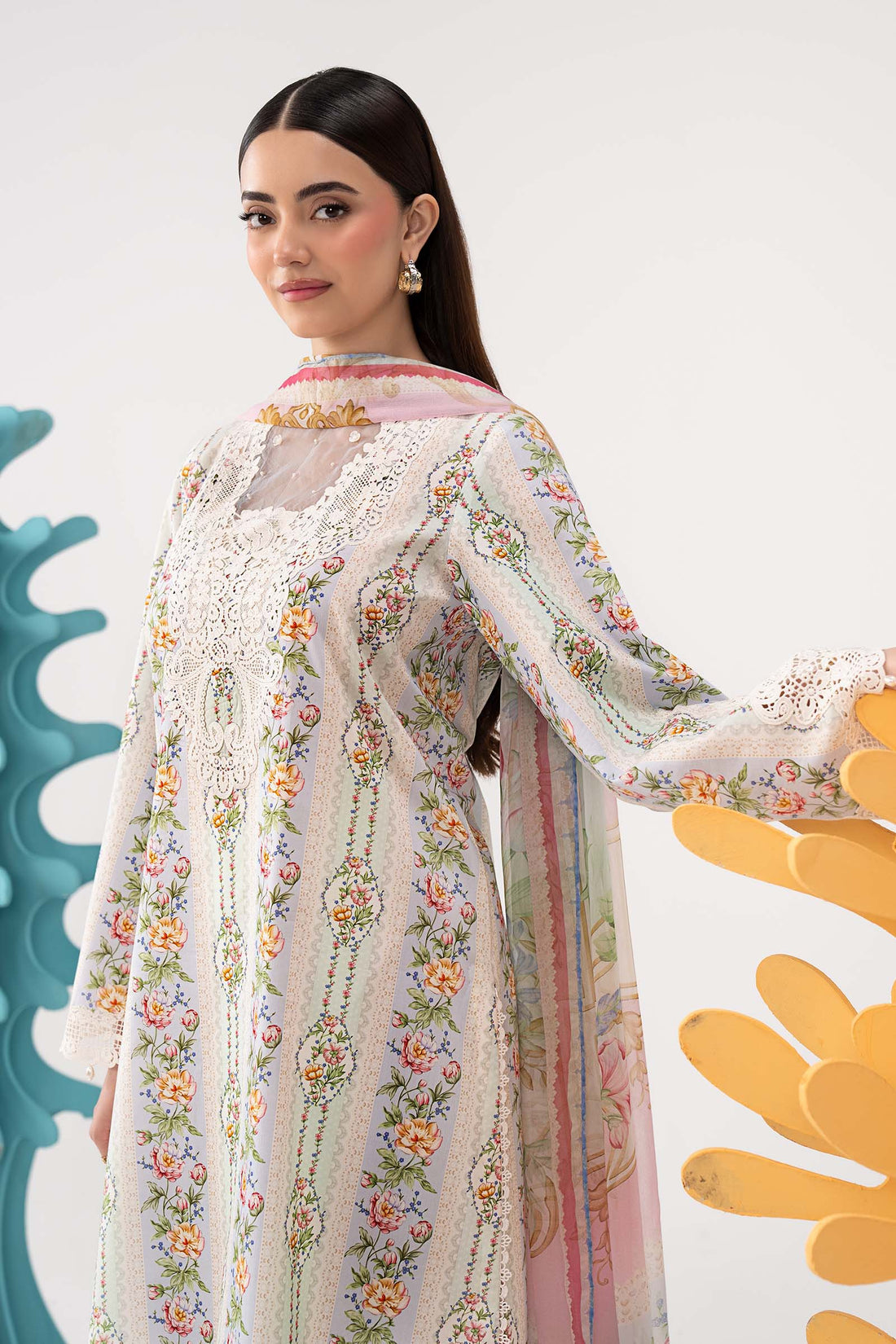 3 Piece Embroidered Lawn Suit
