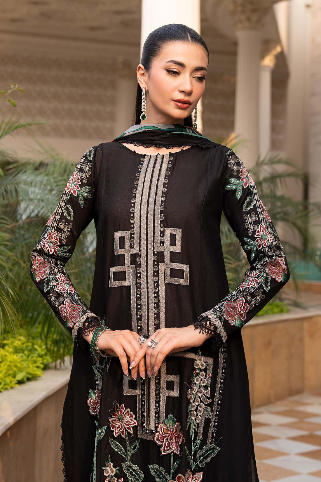 3 Piece Embroidered Jacquard Lawn Suit