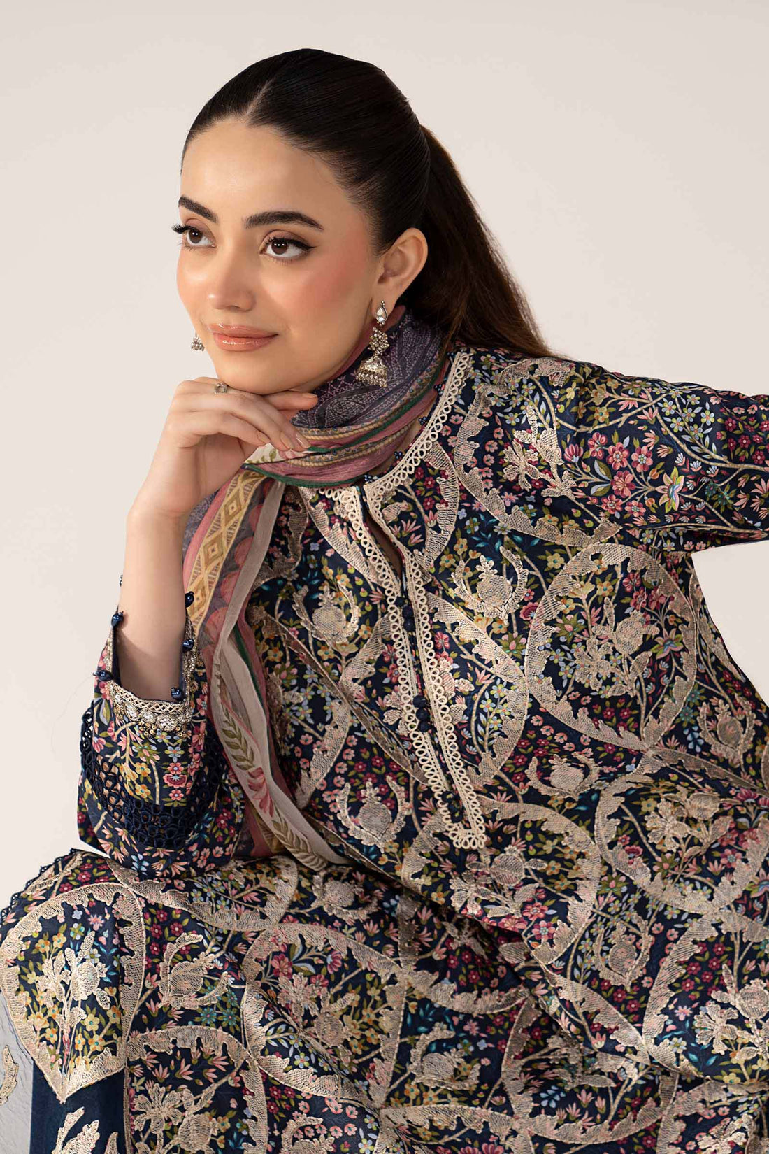 3 Piece Embroidered Lawn Suit