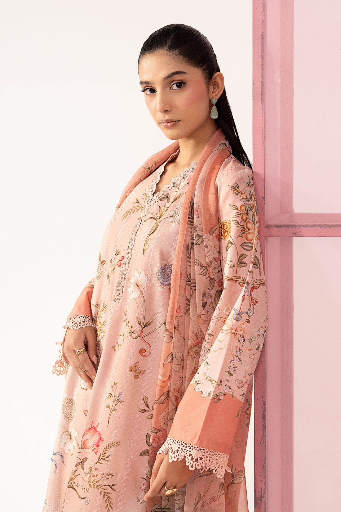 3 Piece Embroidered Lawn Suit