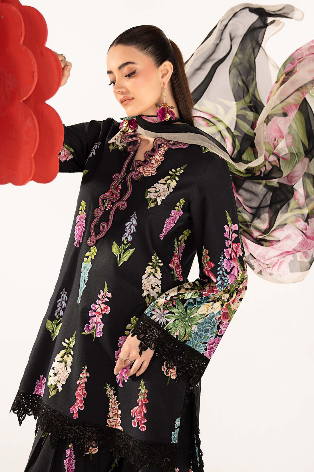 3 Piece Embroidered Lawn Suit