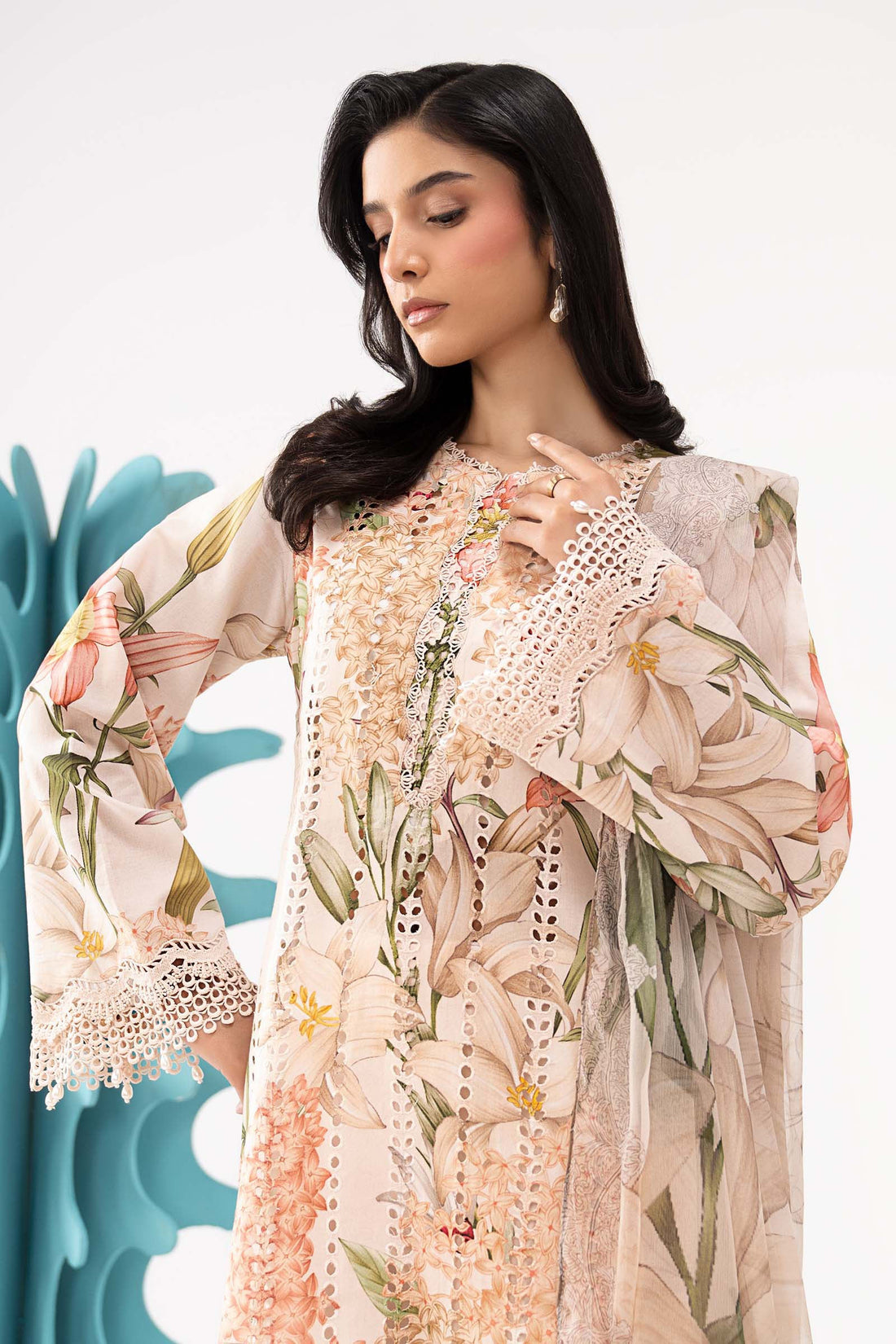 3 Piece Embroidered Lawn Suit