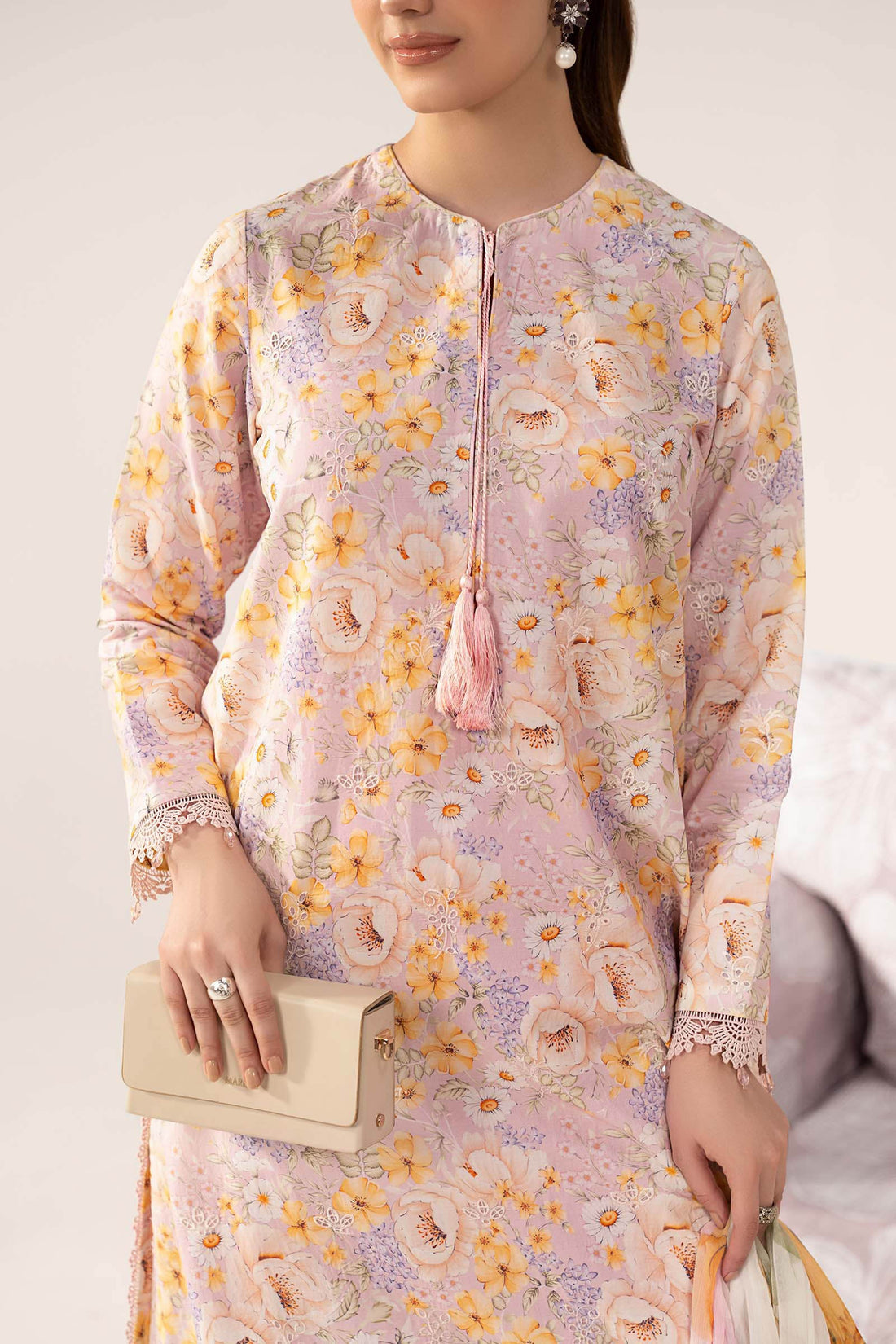 3 Piece Embroidered Lawn Suit