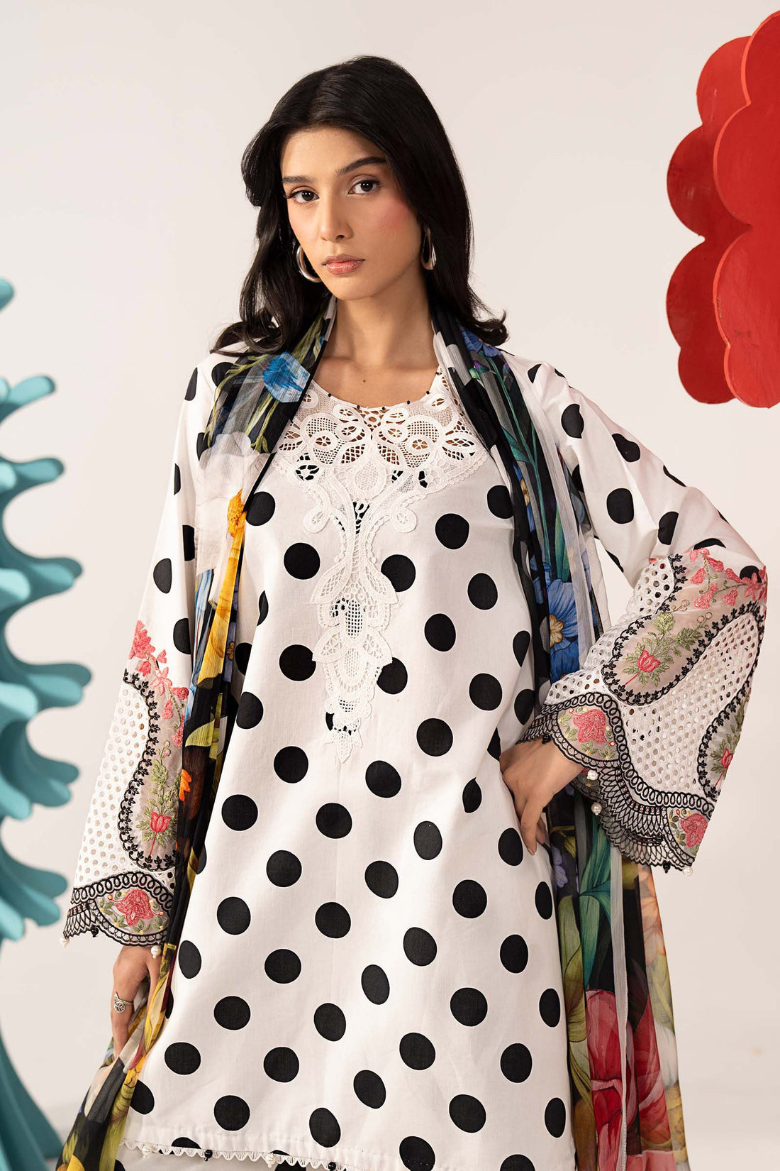 3 Piece Embroidered Lawn Suit