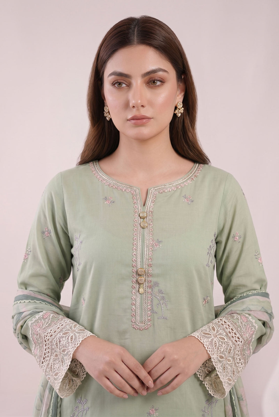 3 Piece Embroidered Lawn Suit
