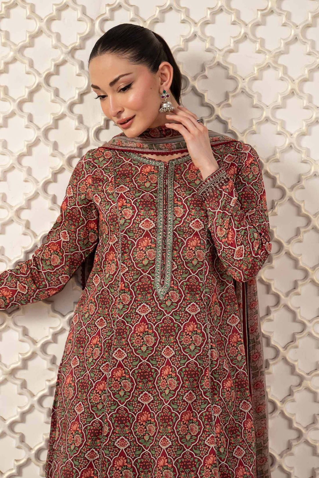 3 Piece Embroidered Lawn Suit
