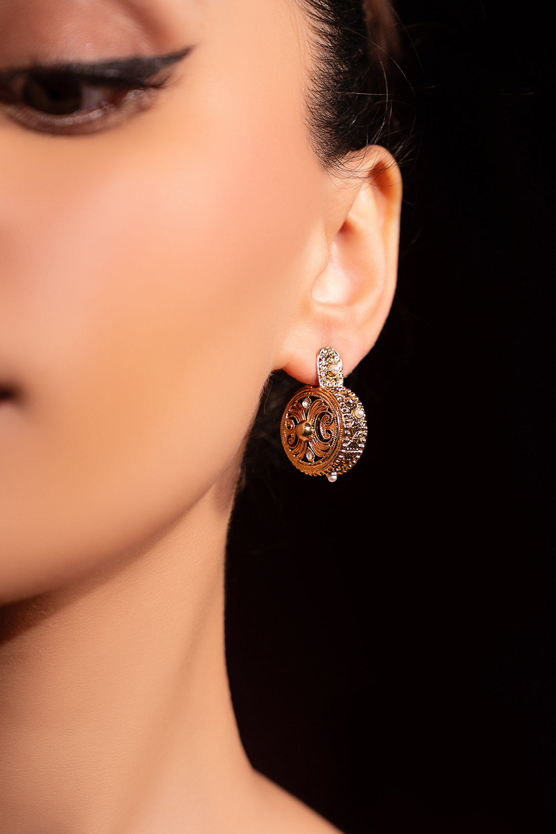 Kiral Studs
