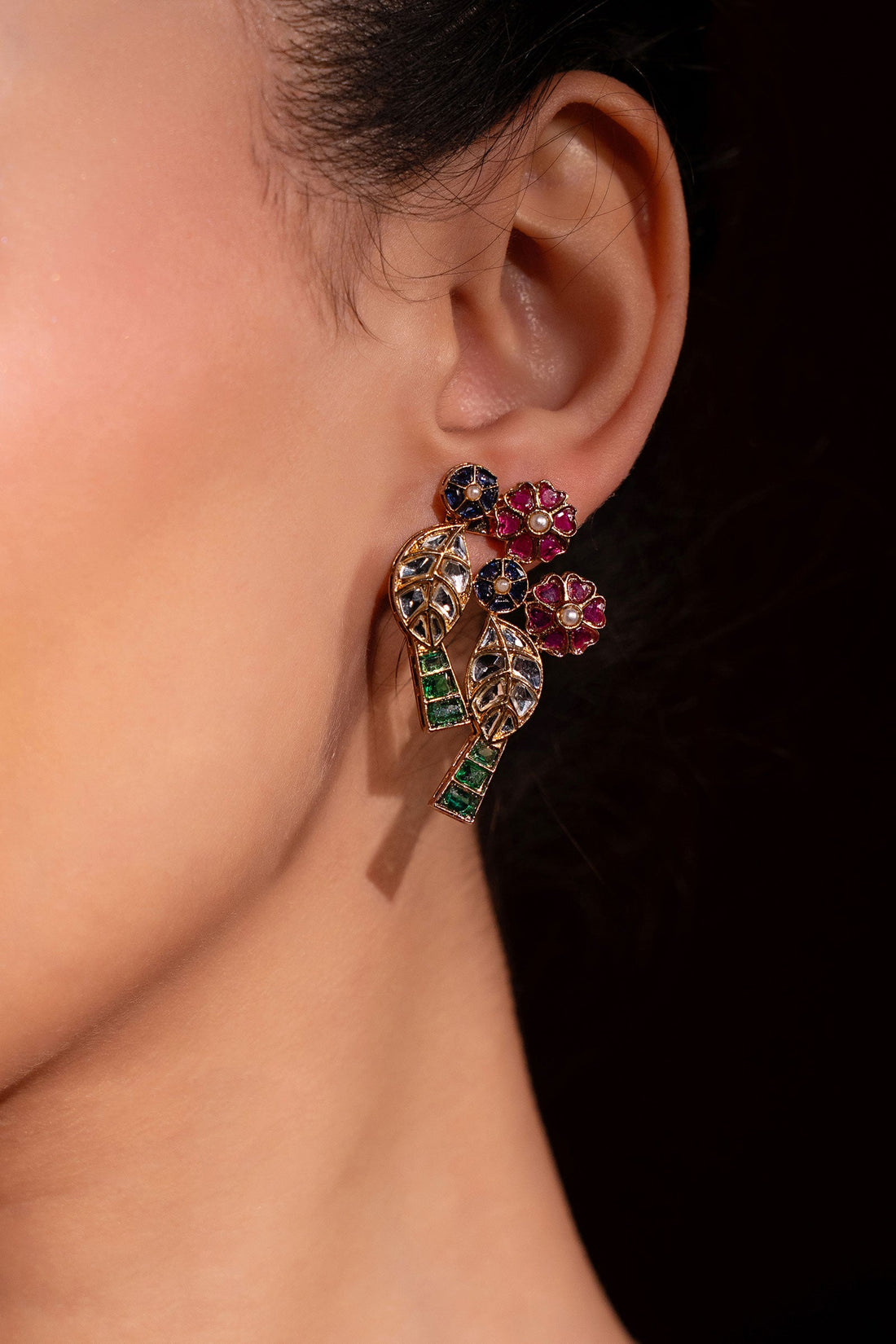 Nazina Studs